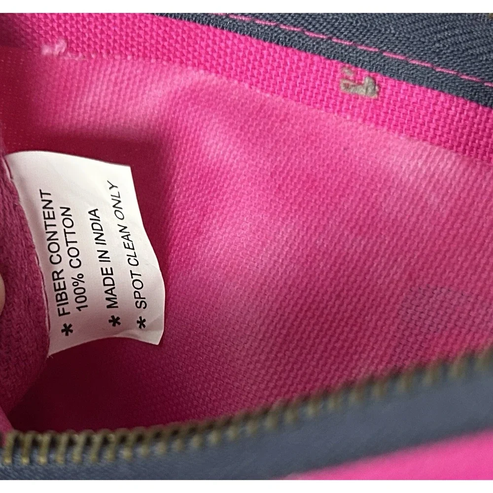 The Unbranded Brand from smoke